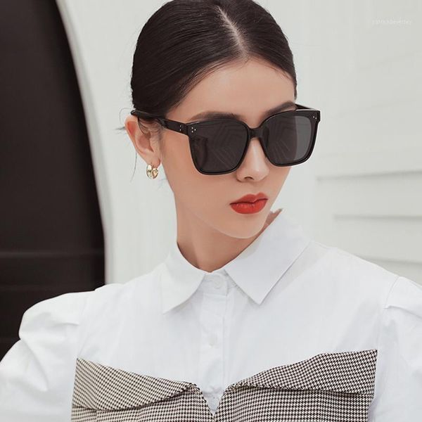 sunglasses ysyx butterfly women polarized brand big frame glasses vintage anti-glare uv400 sun for fashion 2021, White;black
sunglasses ysyx butterfly women polarized brand big frame glasses vintage anti-glare uv400 sun for fashion 2021, White;black