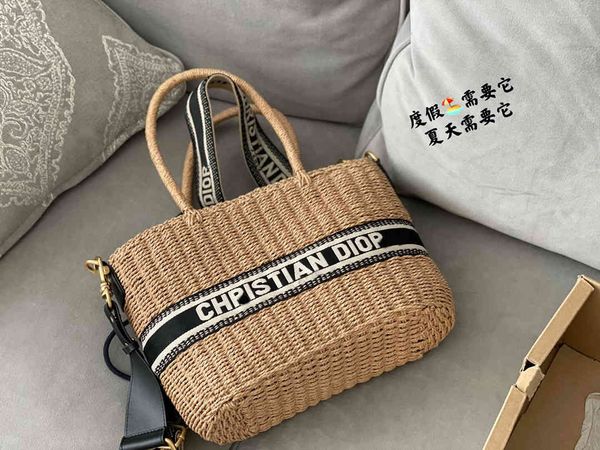 luxury herme handbags and storage d family letter woven straw 2021 new embroidery one shoulder cross carry large capacit
luxury herme handbags and storage d family letter woven straw 2021 new embroidery one shoulder cross carry large capacit