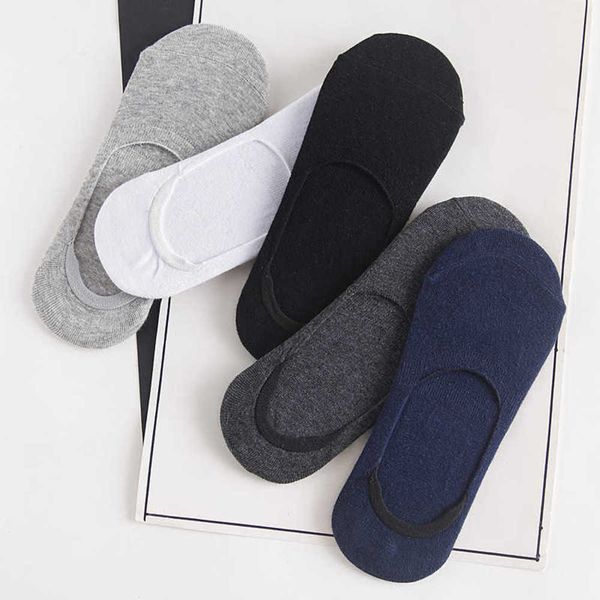 spring and summer thin shallow mouth slip silicone men's invisible solid color casual cotton socks, Black
spring and summer thin shallow mouth slip silicone men's invisible solid color casual cotton socks, Black