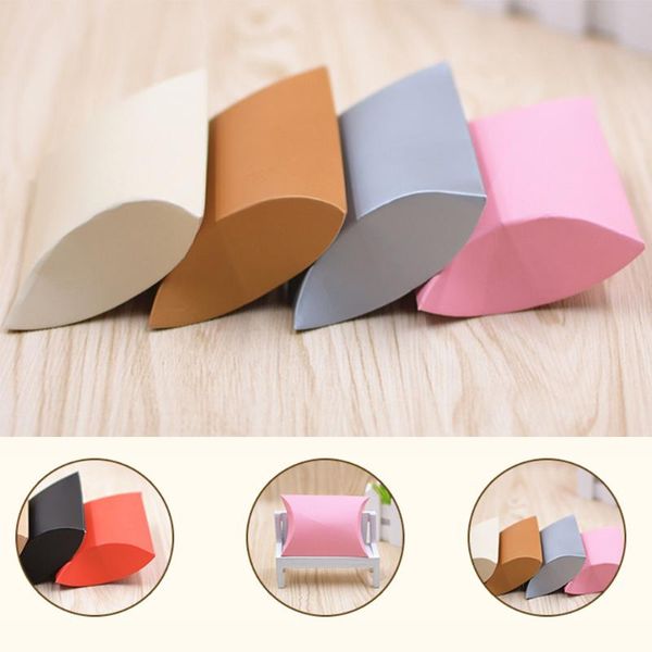 gift wrap 50pcs/lot box packaging cute pillow shape candy bag wedding party favor kraft paper boxes christmas supplies
gift wrap 50pcs/lot box packaging cute pillow shape candy bag wedding party favor kraft paper boxes christmas supplies