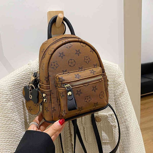 2022 factory wholesale new women's double shoulder messenger bag small classic old flower mini backpack fashion versatile trend bag k86
2022 factory wholesale new women's double shoulder messenger bag small classic old flower mini backpack fashion versatile trend bag k86