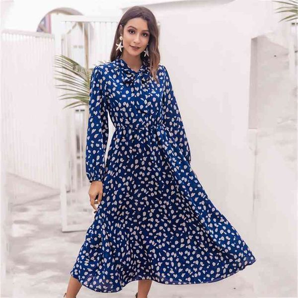 vintage lantern sleeve blue leopard print dot winter dress women long bowknot autumn elegant vestidos 210427, Black;gray
vintage lantern sleeve blue leopard print dot winter dress women long bowknot autumn elegant vestidos 210427, Black;gray