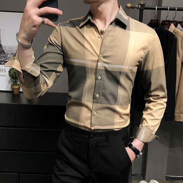 men's casual shirts 2021 spring printed men shirt long sleeve korean camisa social masculina fashion plaid slim fit blouse clothing, White;black
men's casual shirts 2021 spring printed men shirt long sleeve korean camisa social masculina fashion plaid slim fit blouse clothing, White;black