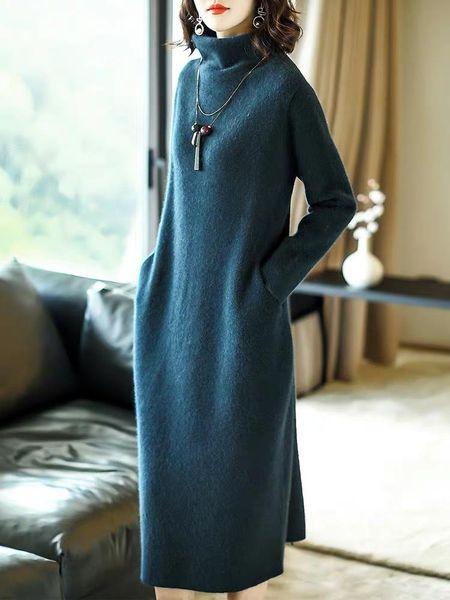 autumn and winter with overcoat sweater high end large size over knee medium length bottomed wool thickened casual dresses, Black;gray
autumn and winter with overcoat sweater high end large size over knee medium length bottomed wool thickened casual dresses, Black;gray