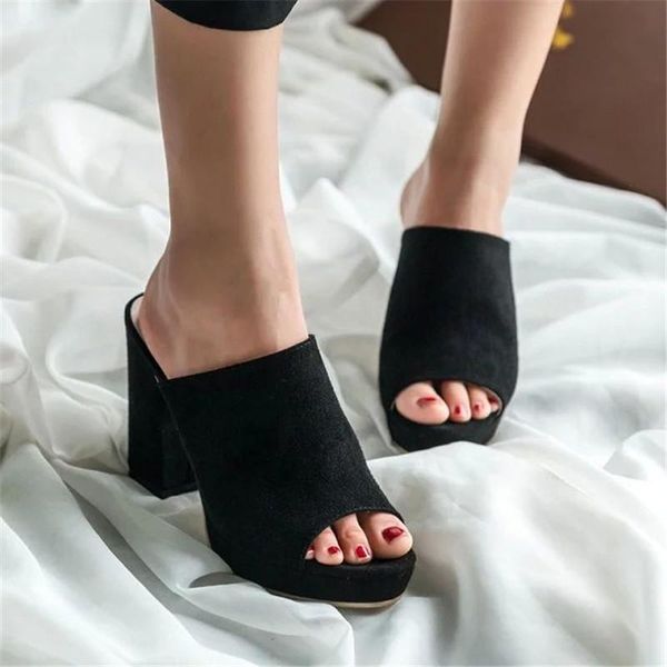 dress shoes 2021 women pumps black high heels 7.5cm lady patent leather thick with autumn pointed single female sandals big 33-43
dress shoes 2021 women pumps black high heels 7.5cm lady patent leather thick with autumn pointed single female sandals big 33-43