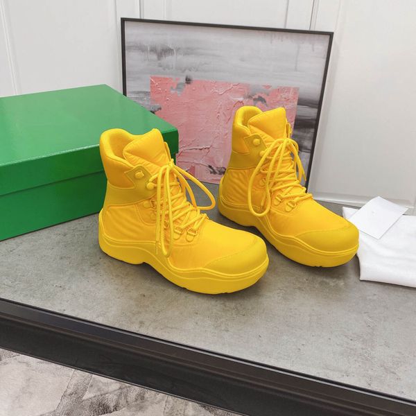 2021 men designer padded technical fabric lace-up boots puddle bomber women fashion outdoor hiking shoes sneakers size us 5-11, Black
2021 men designer padded technical fabric lace-up boots puddle bomber women fashion outdoor hiking shoes sneakers size us 5-11, Black