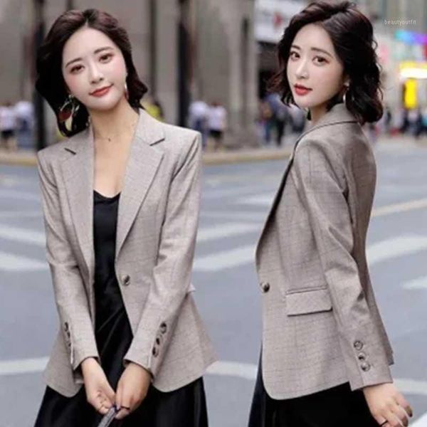 women's suits & blazers plaid high-quality 2021 autumn casual loose small suit simple and versatile office british style jacket, White;black
women's suits & blazers plaid high-quality 2021 autumn casual loose small suit simple and versatile office british style jacket, White;black