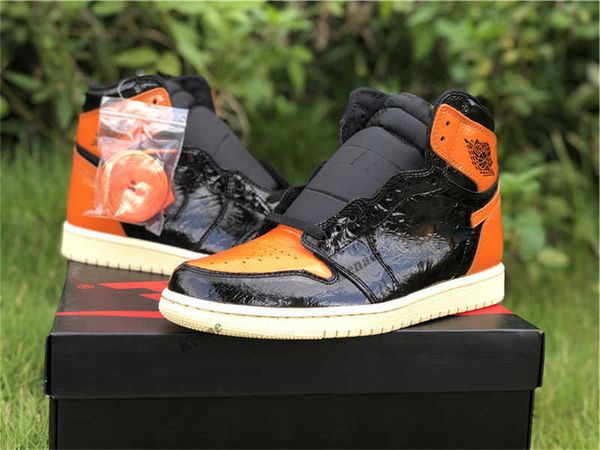 authentic 1 high og shattered backboard 3.0 men outdoor shoes black/pale vanilla-starfish sneakers sports with original bo, White;red
authentic 1 high og shattered backboard 3.0 men outdoor shoes black/pale vanilla-starfish sneakers sports with original bo, White;red