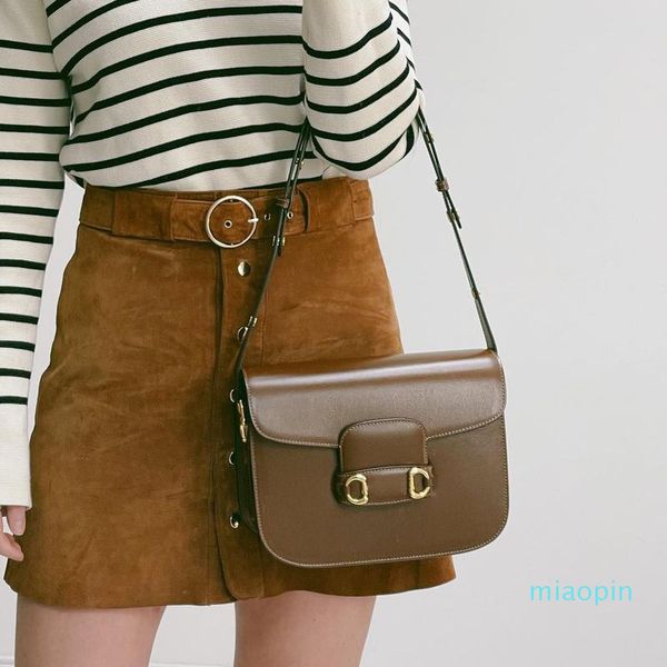 2021 luxurys designers shopping bag lady handbag 1955 shoulder bags women fashion leisure temperament pleated plaid messenger bag woven
2021 luxurys designers shopping bag lady handbag 1955 shoulder bags women fashion leisure temperament pleated plaid messenger bag woven