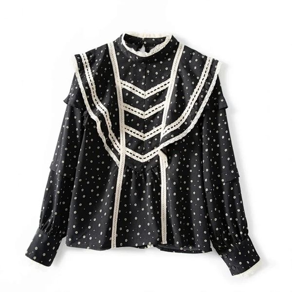 plissed wild haphazard retro hollow embroidered black lady shirt sleeve, White
plissed wild haphazard retro hollow embroidered black lady shirt sleeve, White