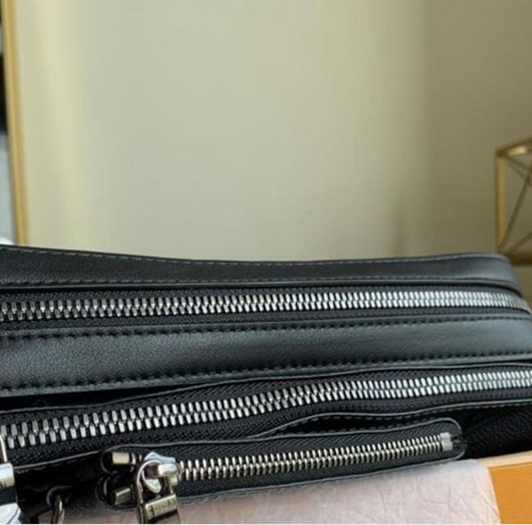 handbags men leather trio messenger bags luxury shoulder bag make up bag designer handbag tote man's
handbags men leather trio messenger bags luxury shoulder bag make up bag designer handbag tote man's