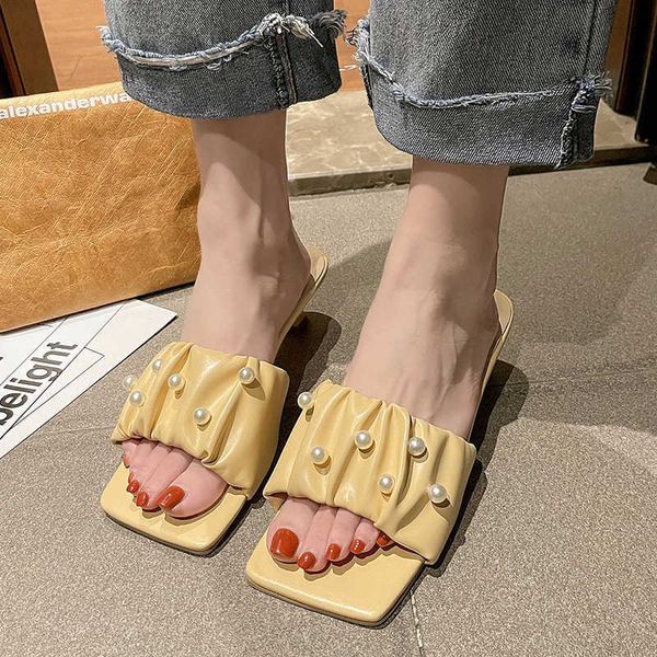 rimocy summer pearl square toe ladies slides casual thin heels women slippers pu leather pleated outdoor beach sandals woman 210528, Black
rimocy summer pearl square toe ladies slides casual thin heels women slippers pu leather pleated outdoor beach sandals woman 210528, Black