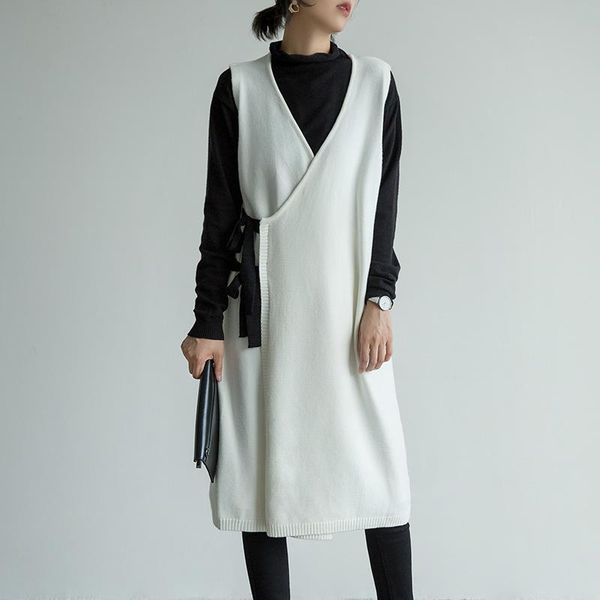 women's vests johnature korean loose women knitted vest streetwear sleeveless cardigan autumn clothes 2021 side lace up long sweater, Black;white
women's vests johnature korean loose women knitted vest streetwear sleeveless cardigan autumn clothes 2021 side lace up long sweater, Black;white