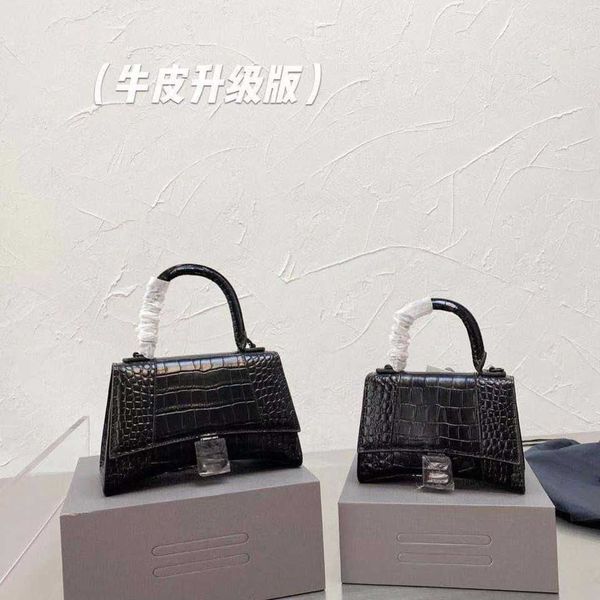 women luxurys designers bags 2021 womens handbags purses designer crossbody wallet bag louisbags_18 hourglass portable messenger skin fashio
women luxurys designers bags 2021 womens handbags purses designer crossbody wallet bag louisbags_18 hourglass portable messenger skin fashio