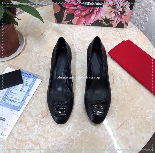 2021a classic women shoes high-heeled selling style arrived european station fashion matching spring and fall sales size35-41, Red;white
2021a classic women shoes high-heeled selling style arrived european station fashion matching spring and fall sales size35-41, Red;white