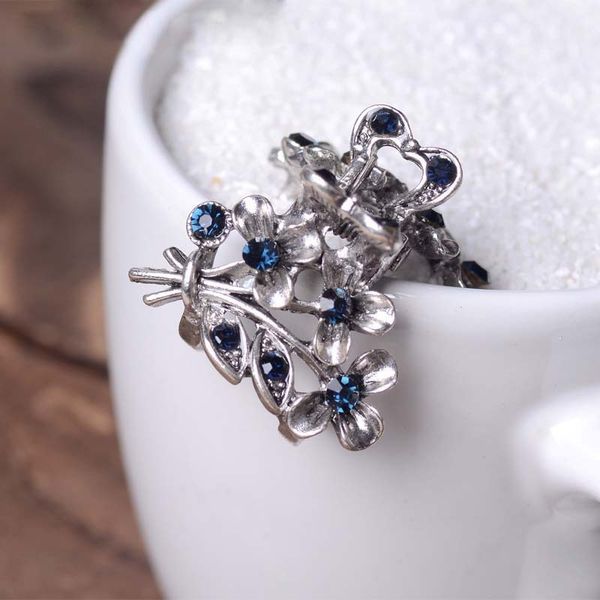 factory wholesale fashion version simple ancient silver mini claw female edge clip versatile hairpin small banger hea/rtsch/rome
factory wholesale fashion version simple ancient silver mini claw female edge clip versatile hairpin small banger hea/rtsch/rome