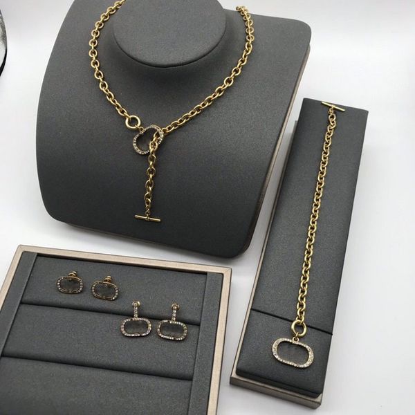 80% off jewelry outlet online new letter full diamond earrings women's necklace network bracelet clearance sale, Golden;silver
80% off jewelry outlet online new letter full diamond earrings women's necklace network bracelet clearance sale, Golden;silver