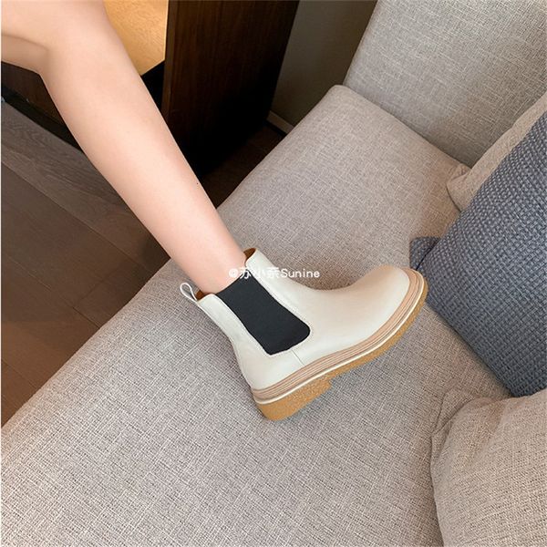 white leather flat bottomed chelsea autumn 2021 fashion british style big head martin women's short boots, Black
white leather flat bottomed chelsea autumn 2021 fashion british style big head martin women's short boots, Black
