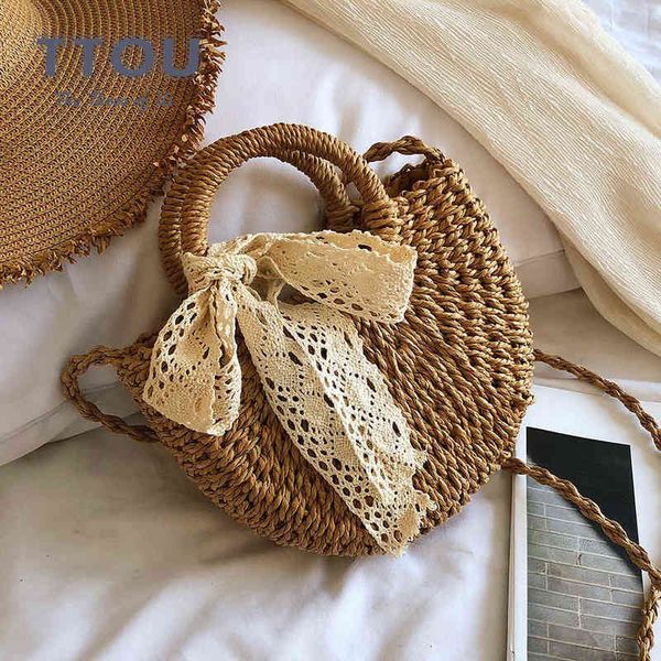 shopping bags summer new straw women hand woven handbag moon shape rattan high capacity drawstring casual beach female shoulder 220310
shopping bags summer new straw women hand woven handbag moon shape rattan high capacity drawstring casual beach female shoulder 220310