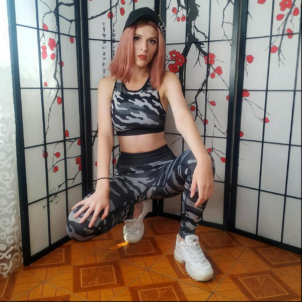 womens tracksuits camo casual wear woman set workout clothes for women fit sports fitness suit female gym clothing camouflage sets, Gray
womens tracksuits camo casual wear woman set workout clothes for women fit sports fitness suit female gym clothing camouflage sets, Gray