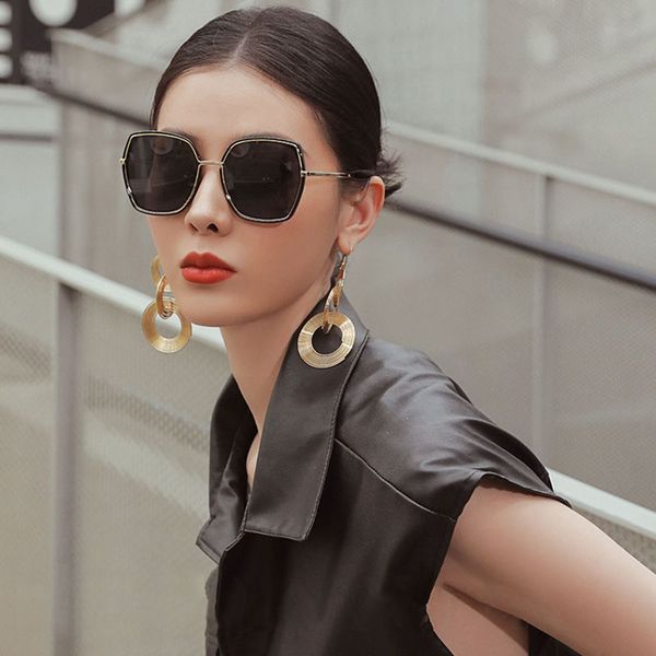 2020 polarized sunglasses women vintage oversized square sun glasses woman retro mirror sunglass shades for women uv400 oculos, White;black
2020 polarized sunglasses women vintage oversized square sun glasses woman retro mirror sunglass shades for women uv400 oculos, White;black