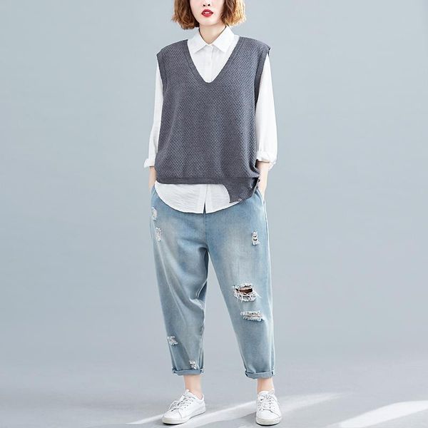 women's sweaters women sweater vest 2021 spring summer large size loose sleeveless knitted solid color v-neck casual, White;black
women's sweaters women sweater vest 2021 spring summer large size loose sleeveless knitted solid color v-neck casual, White;black