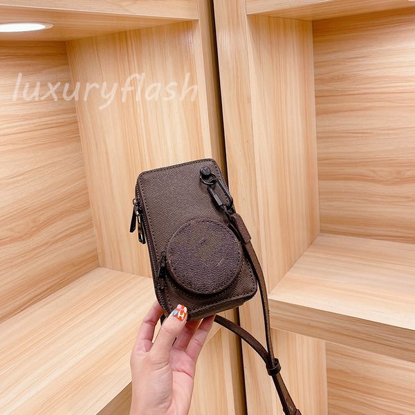 men designers camera bag summer sky blue compact fashion messenger bags luxurys high-quality women mobile phone purses 2021 latest wallet ff
men designers camera bag summer sky blue compact fashion messenger bags luxurys high-quality women mobile phone purses 2021 latest wallet ff