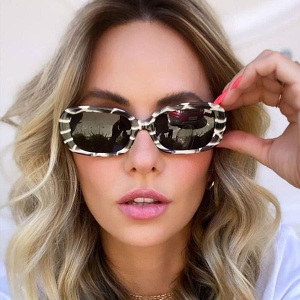 small rectangle sunglasses women 2021 fashion square for women/men shades lentes de sol mujer, White;black
small rectangle sunglasses women 2021 fashion square for women/men shades lentes de sol mujer, White;black