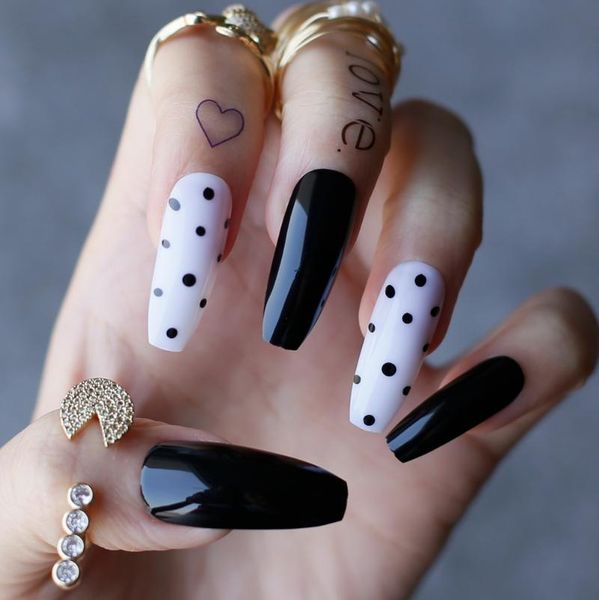 false nails glossy black and white polka dot gel design curve long coffin acrylic nude salon 24pcs fake ballet fell set, Red;gold
false nails glossy black and white polka dot gel design curve long coffin acrylic nude salon 24pcs fake ballet fell set, Red;gold