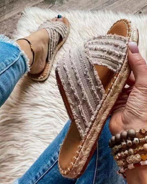 slippers low house platform shoes slides big size pu fabric hoof heels basic scandals rubber rome woman 2021 hous, Black
slippers low house platform shoes slides big size pu fabric hoof heels basic scandals rubber rome woman 2021 hous, Black