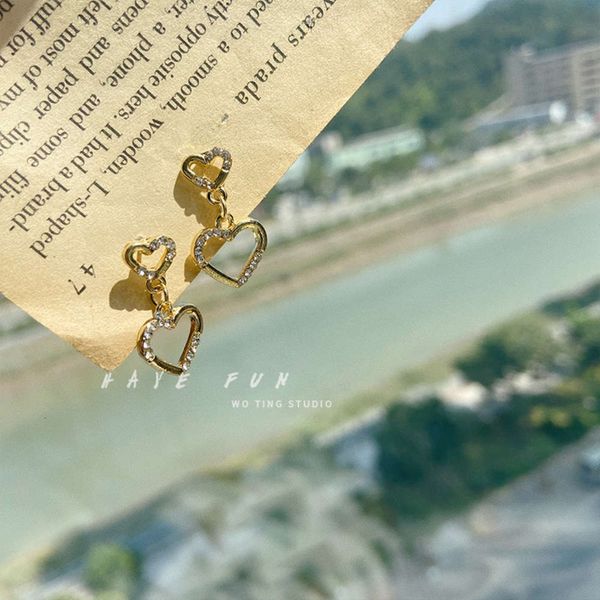 temperament metal love out earrings sweet simple personalized earrings
temperament metal love out earrings sweet simple personalized earrings