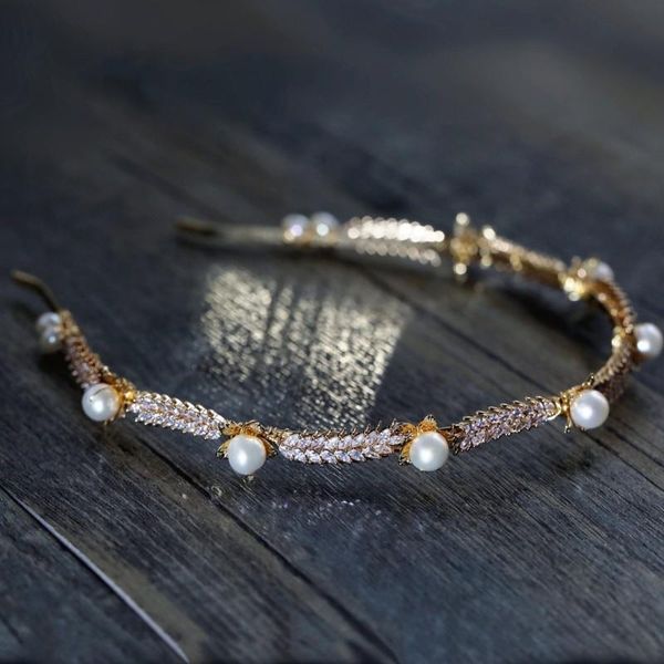 hair clips & barrettes delicate zircon small tiara bridal crown freshwater pearls wedding jewelry handmade women hairband, Golden;silver
hair clips & barrettes delicate zircon small tiara bridal crown freshwater pearls wedding jewelry handmade women hairband, Golden;silver