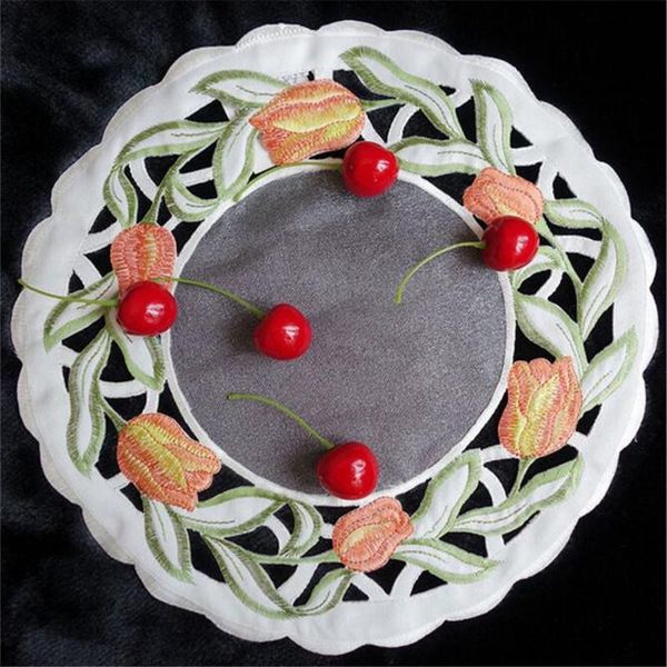 table cloth elegance hollow round 30cm tablecloth cup coffee teamat cover placemat for wedding party chirstmas gift
table cloth elegance hollow round 30cm tablecloth cup coffee teamat cover placemat for wedding party chirstmas gift