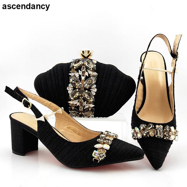 dress shoes italian shoe and bag set for party in women african wedding with rhinestone low heel, Black
dress shoes italian shoe and bag set for party in women african wedding with rhinestone low heel, Black