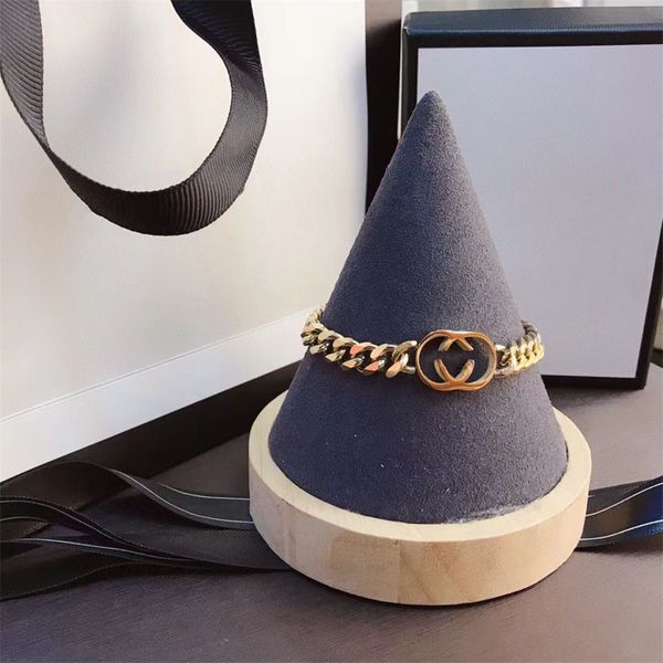 luxury designer 2021 women men bracelet bracelets fashion jewelry size buckle leather224e, Golden;silver
luxury designer 2021 women men bracelet bracelets fashion jewelry size buckle leather224e, Golden;silver