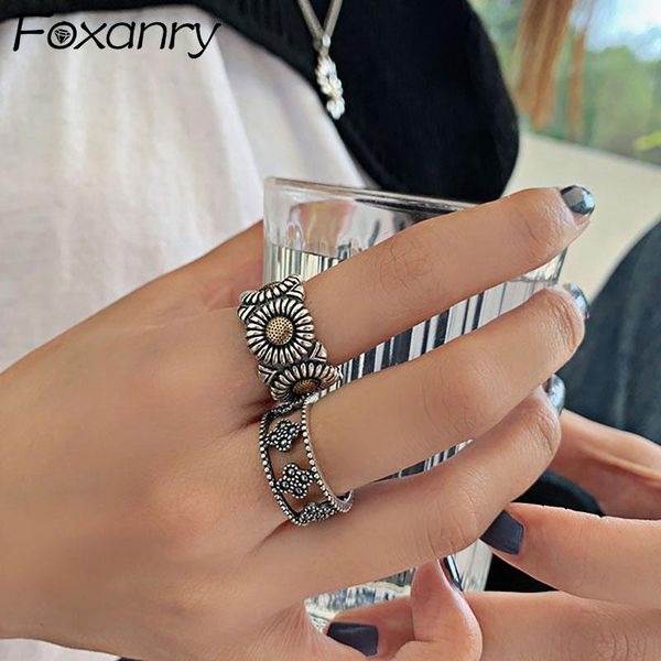 cluster rings foxanry ins fashion 925 sterling silver daisy for women vintage handmade creative hollow geometric punk party jewelry gift, Golden;silver
cluster rings foxanry ins fashion 925 sterling silver daisy for women vintage handmade creative hollow geometric punk party jewelry gift, Golden;silver