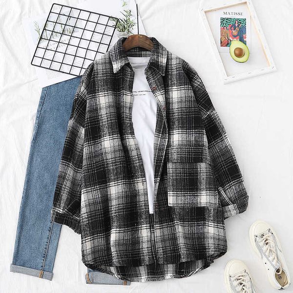 women's sweaters casual plaid jacket women autumn turn down collar button long sleeve checked oversize thick warm lady coats vintage ch, White;black
women's sweaters casual plaid jacket women autumn turn down collar button long sleeve checked oversize thick warm lady coats vintage ch, White;black
