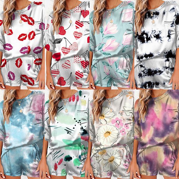 2021 summer new printed pajamas home wear ice silk thin printed short sleeve shorts, Black;red
2021 summer new printed pajamas home wear ice silk thin printed short sleeve shorts, Black;red