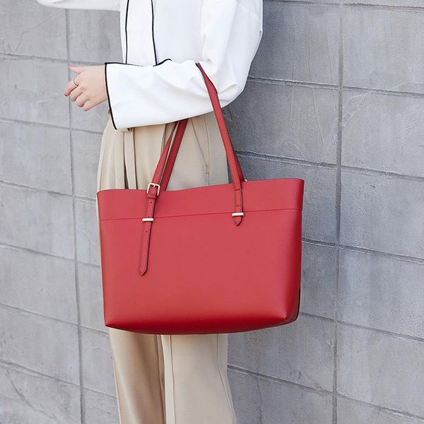 evening bags women's bag 2021 style messenger fashion portable shoulder large capacity tote
evening bags women's bag 2021 style messenger fashion portable shoulder large capacity tote