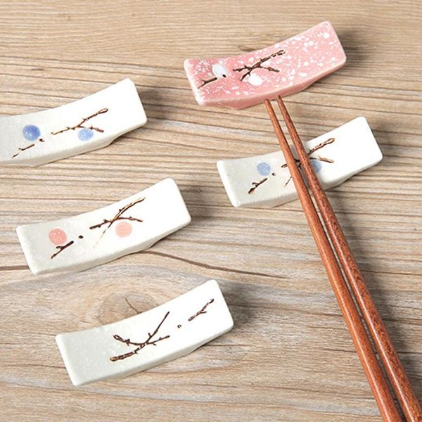 chopsticks 8pcs plum blossom pattern ceramic rest japanese style stand rack spoon fork holder (random color)
chopsticks 8pcs plum blossom pattern ceramic rest japanese style stand rack spoon fork holder (random color)