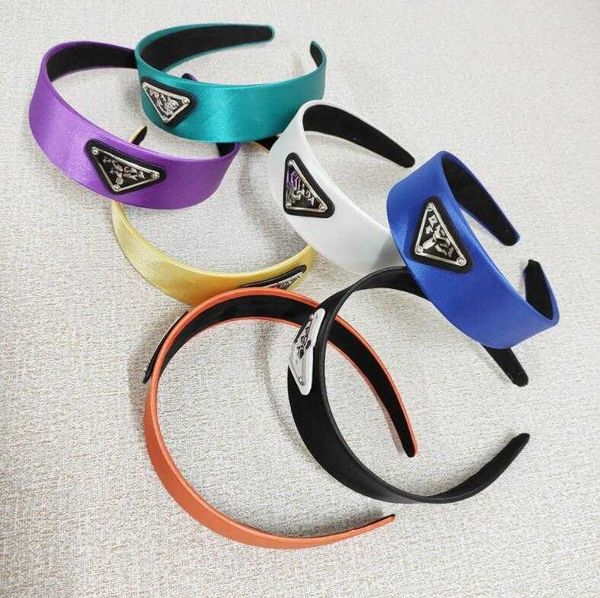 korean simple hairband silk retro satin net red hairpin inverted triangle headband wild hair accessories female, Silver
korean simple hairband silk retro satin net red hairpin inverted triangle headband wild hair accessories female, Silver