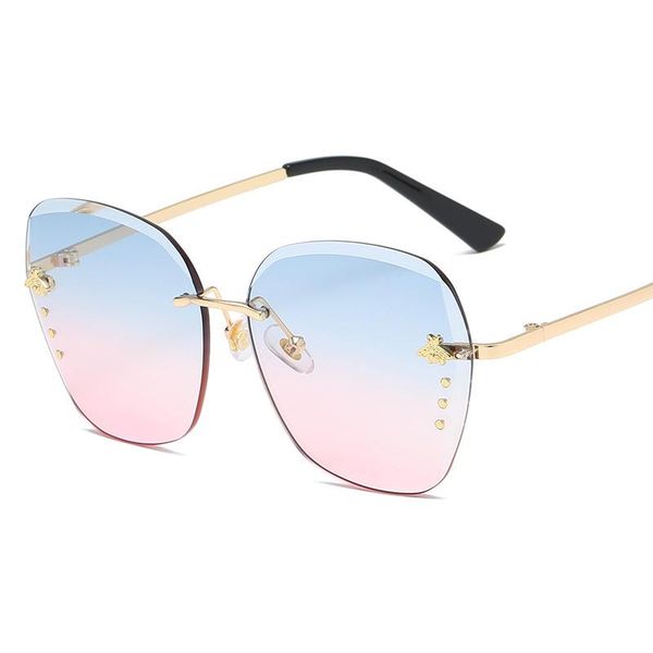 sunglasses 2021 women honey bee accessories gradient colors lenses drivingbrand designer square metal eyewear uv400 gafas de sol, White;black
sunglasses 2021 women honey bee accessories gradient colors lenses drivingbrand designer square metal eyewear uv400 gafas de sol, White;black