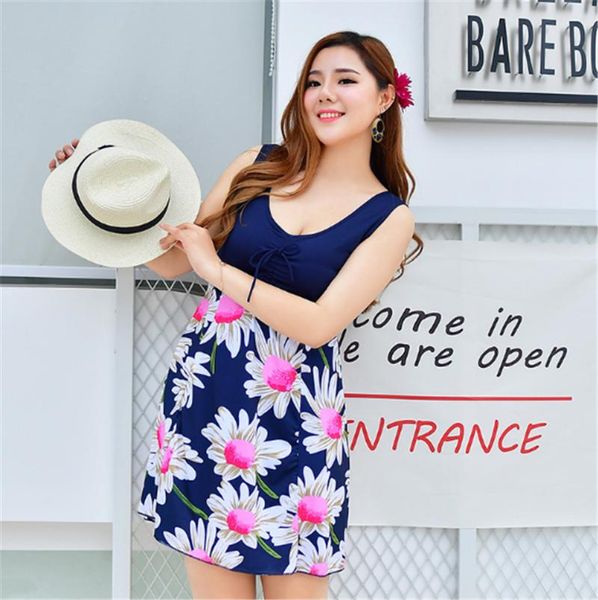 plus size swimwear 2021 selling one piece summer beach dress high waist printed multi-color plicated lady 's swimsuit one-piece suits
plus size swimwear 2021 selling one piece summer beach dress high waist printed multi-color plicated lady 's swimsuit one-piece suits
