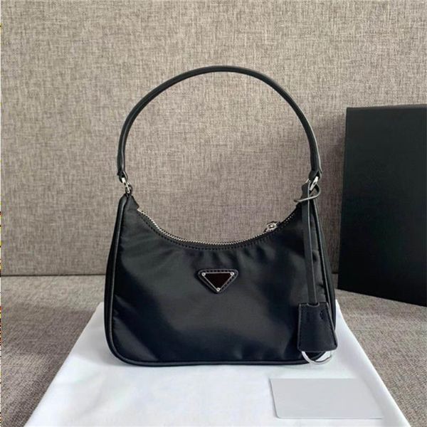 prad quality highest shipping bag luxury 21cm tote pillow classic bags global canvas size 12cm accessories 5cm designers handbag wan
prad quality highest shipping bag luxury 21cm tote pillow classic bags global canvas size 12cm accessories 5cm designers handbag wan