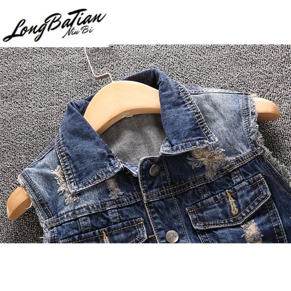 women's vests autumn print jeans waistcoat 2021 ladies big size vintage sleeveless coat women denim vest casual short female, Black;white
women's vests autumn print jeans waistcoat 2021 ladies big size vintage sleeveless coat women denim vest casual short female, Black;white