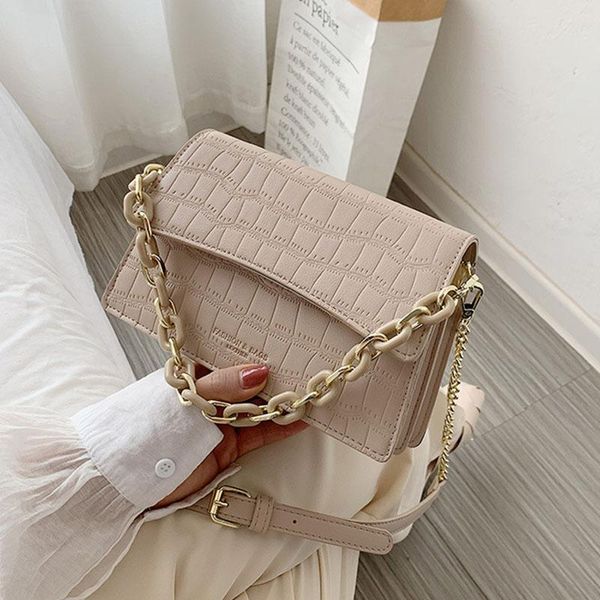 fashionable design and chain pu leather bracelet for women's wild handbag in summer 2021 cross body
fashionable design and chain pu leather bracelet for women's wild handbag in summer 2021 cross body