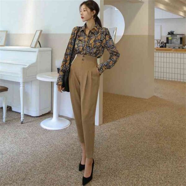 arrival elegant print backless turn down collar shirt+high waist long pant simple work style 2 pieces set 210519, White
arrival elegant print backless turn down collar shirt+high waist long pant simple work style 2 pieces set 210519, White