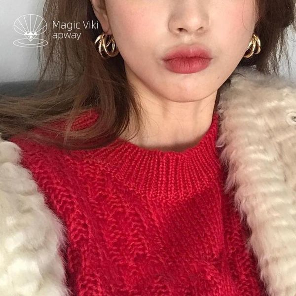stud autumn and winter cold wind earrings super fairy net red trendy female temperament korean personality wild retro ea, Golden;silver
stud autumn and winter cold wind earrings super fairy net red trendy female temperament korean personality wild retro ea, Golden;silver