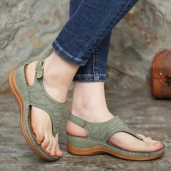 sandals women's slippers wedge heel flip flops multicolor beach slip embroidered open toe plus size, Black
sandals women's slippers wedge heel flip flops multicolor beach slip embroidered open toe plus size, Black