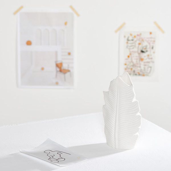 vases nordic creative leaf ceramic dry flower vase living room decorative ornaments flowers arrangement home decoration accessories
vases nordic creative leaf ceramic dry flower vase living room decorative ornaments flowers arrangement home decoration accessories